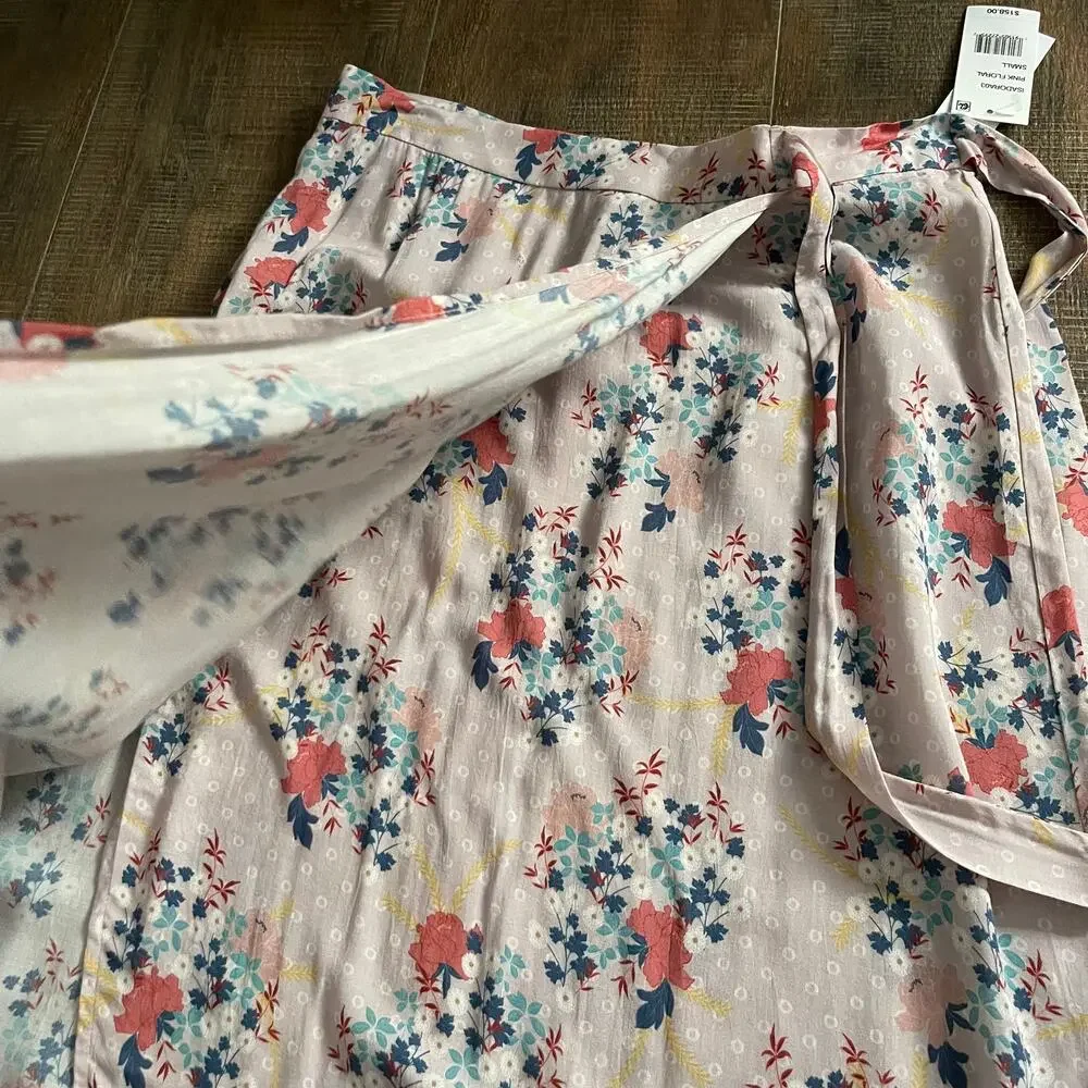 Velvet by Graham & Spencer NWT Women's Floral Skirt Set SIZE MEDIUM